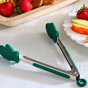 NEW PAMPERED CHEF HOLIDAY MINI MITTEN TONGS